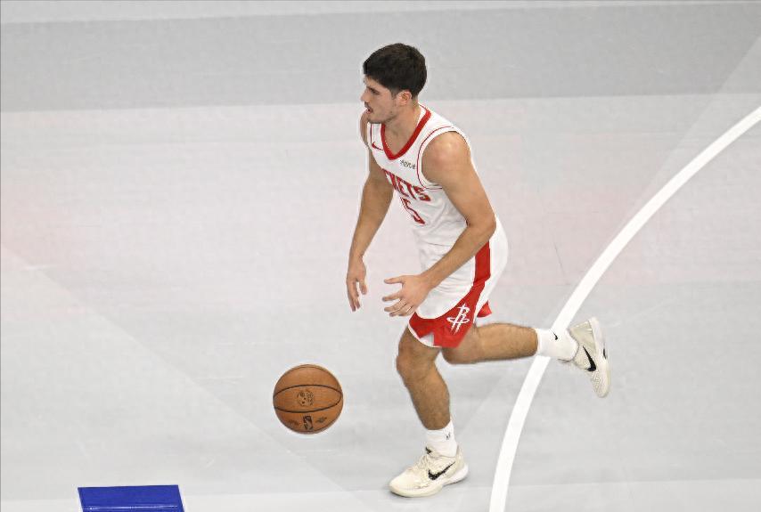 爱游戏娱乐-首发6胜1负！成赢球风向标，谢泼德影响力真大，命中率180俱乐部