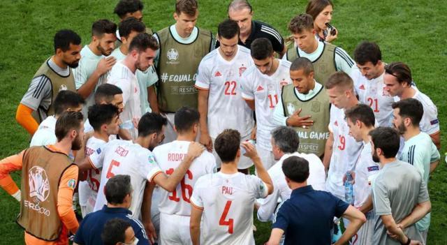 爱游戏娱乐-连续两场比赛掀起进球浪潮 西班牙攻击手集群爆发